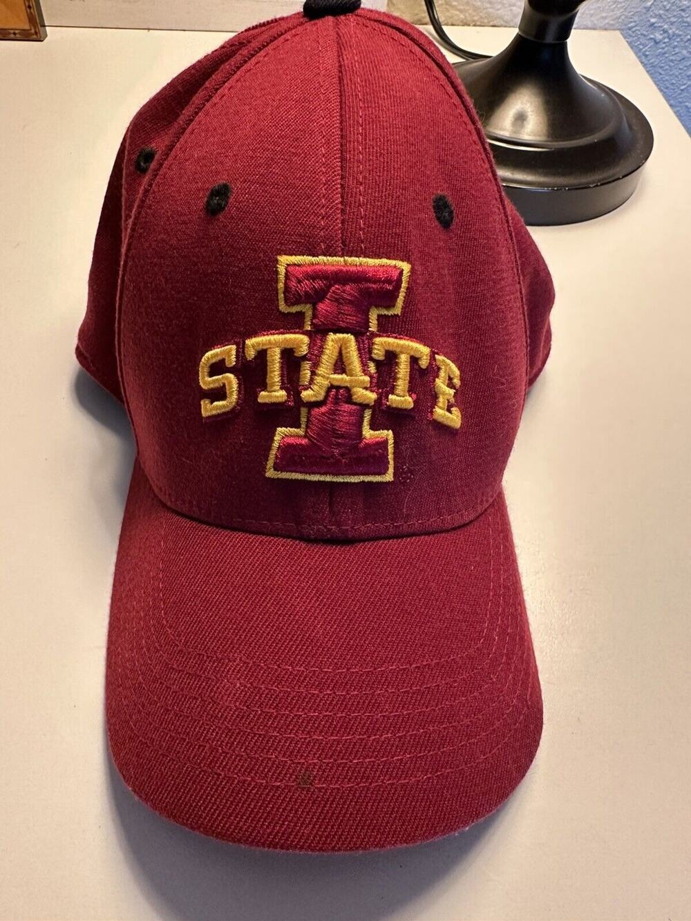 Iowa State Cyclones Hat Cap Top of the World Red Stretchy OSFM